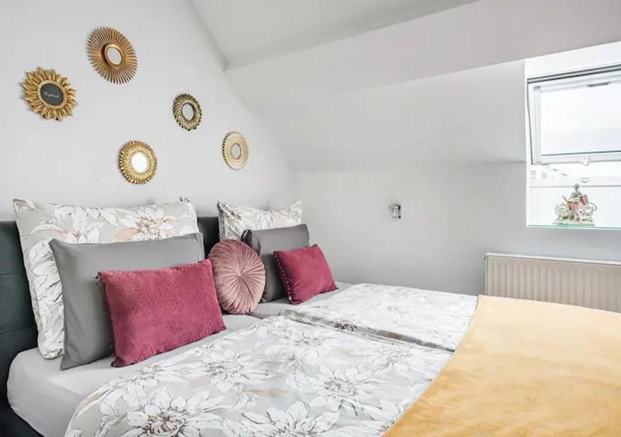 Blissful Loft Tivoli Apartman Ljubljana Kültér fotó